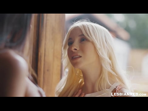 ❤️ Meitene pēc dažiem mēnešiem atgriežas mājās un beidz ēst savas pamātes kundzi ❤️ Kaltais porno pie mums